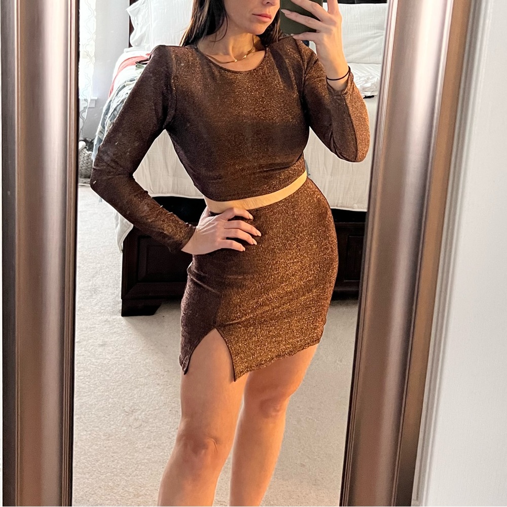 Shimmer skirt and shirt set